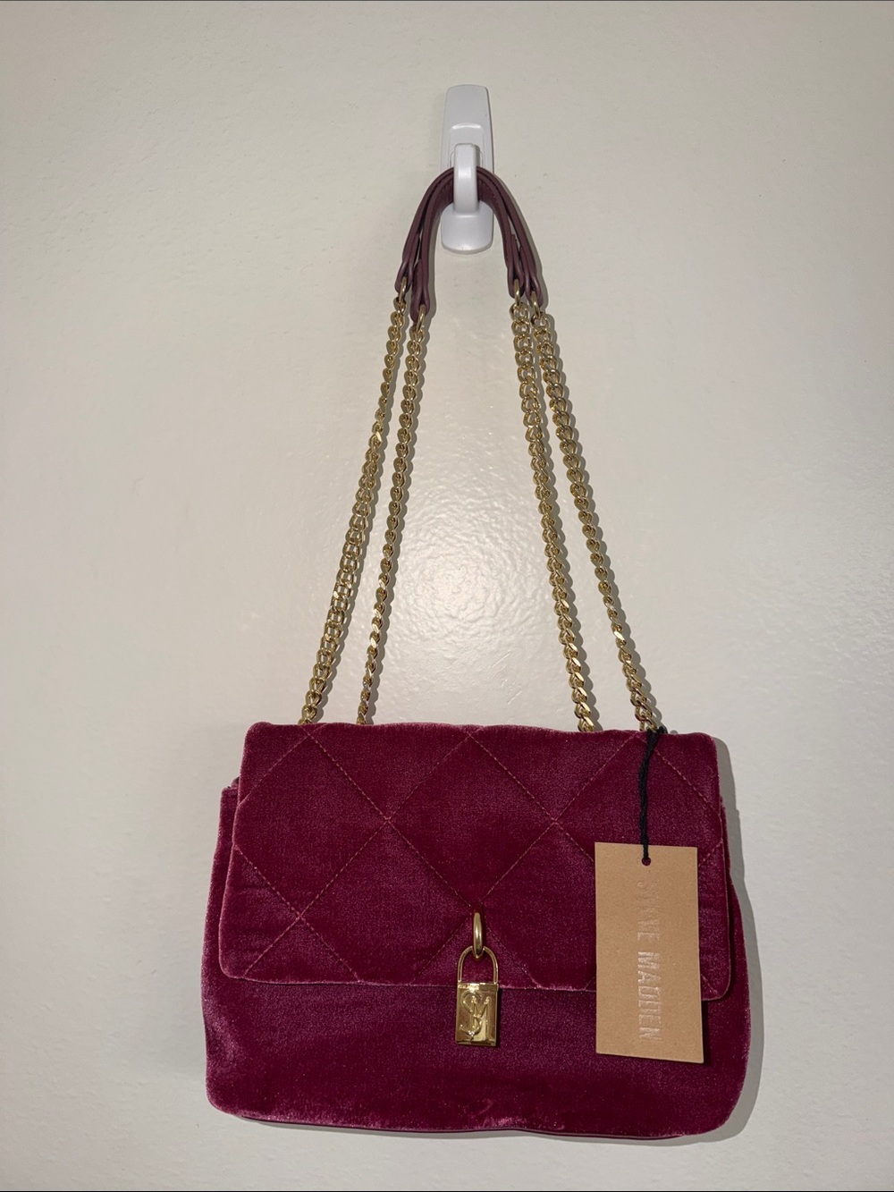Steve Madden Quilted Velvet Chain-Shoulder Bag in Fuchsia